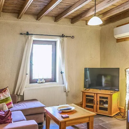 Hotel Jade Evi