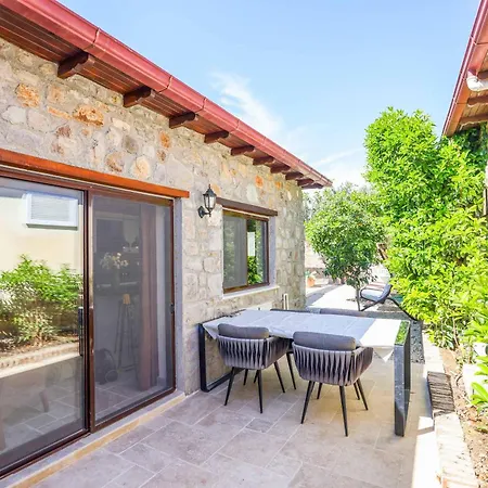 Hotel Jade Evi